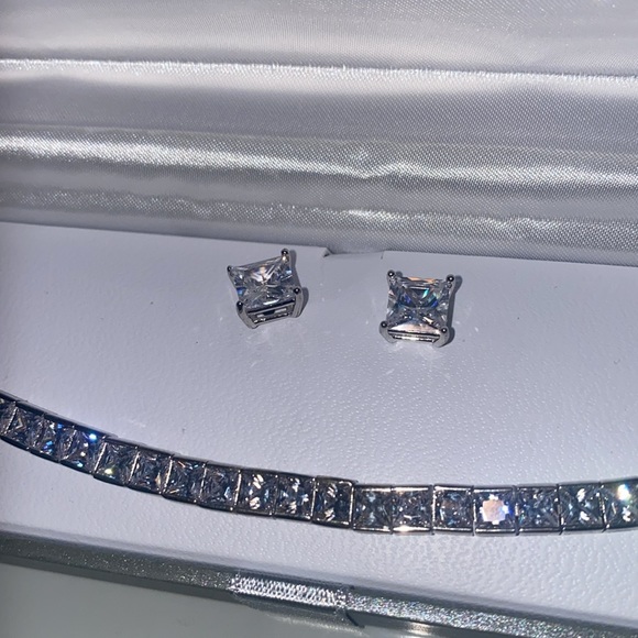 🔥Fine silver plated tennis bracelet set.🔥 - Picture 8 of 8